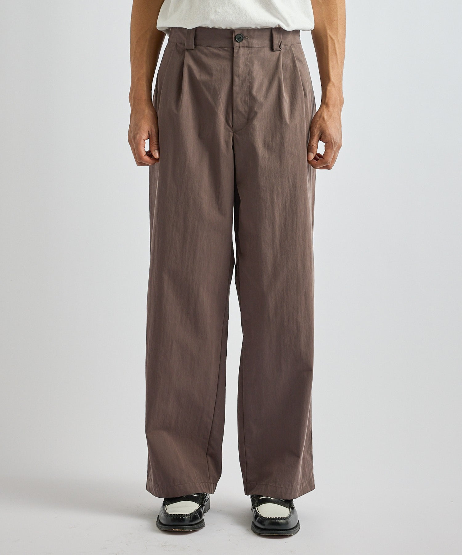 Saturdays NYC George Wide Two Tuck Pant in Dark Brown