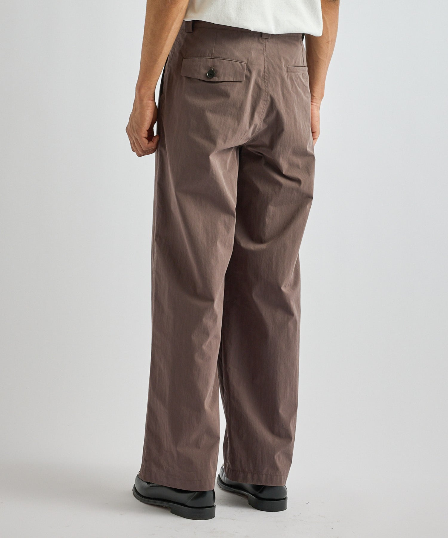 Saturdays NYC George Wide Two Tuck Pant in Dark Brown
