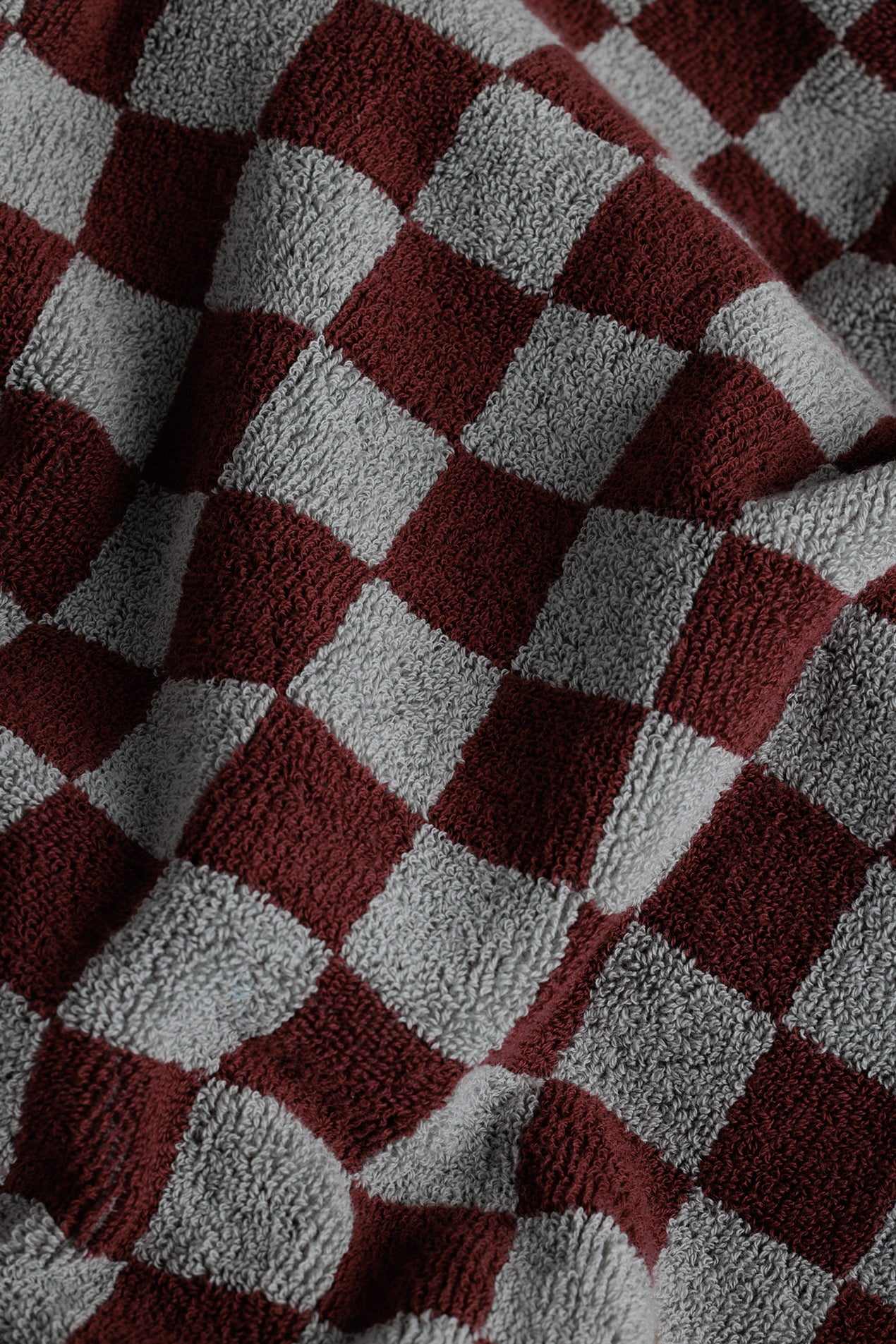 Saturdays NYC Roman Pool Towel in Cement / Rhus